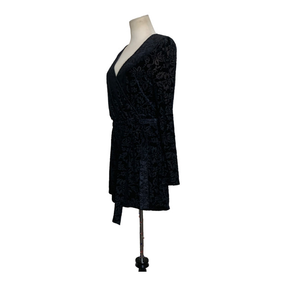 SAYLOR Anthropologie Black Velvet Burnout Romper size Small - Picture 6 of 11